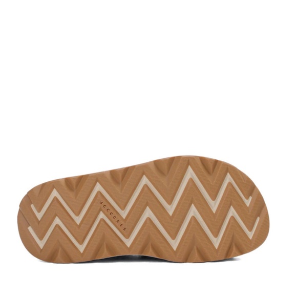 4CCCCEES Jabara Monti Shearling Bootie in Camel - Picture 6 of 6